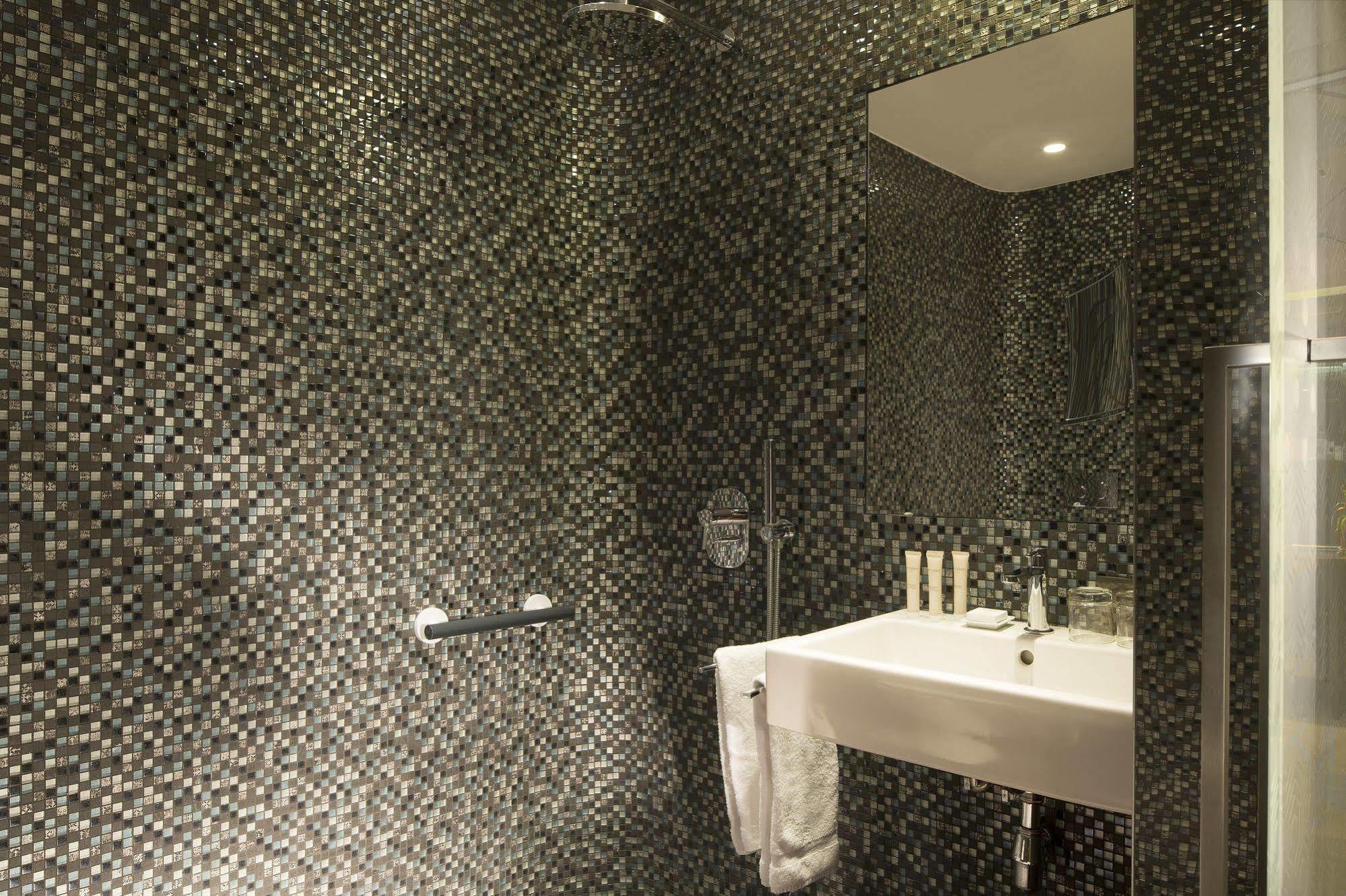 Hotel Sophie Germain Париж Екстериор снимка